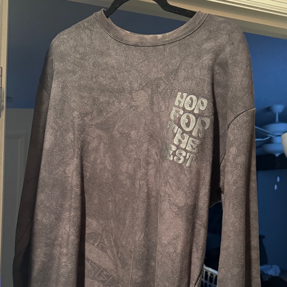 Gray Graphic Sweatshirt